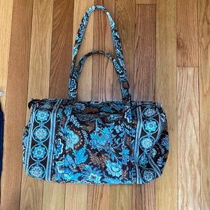 LIKE NEW Vera Bradley Duffle